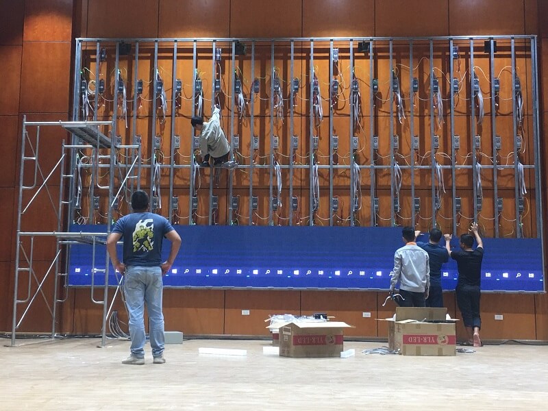 Hướng dẫn lắp đặt màn hình led chi tiết dễ thực hiện