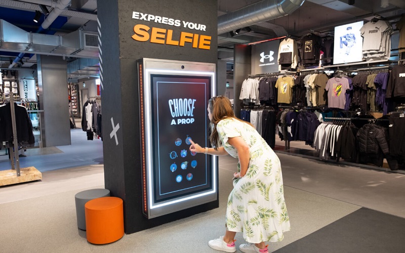 Retail Digital Signage