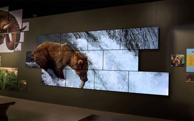 Ảnh: Công nghệ trong màn hình ghép quảng cáo