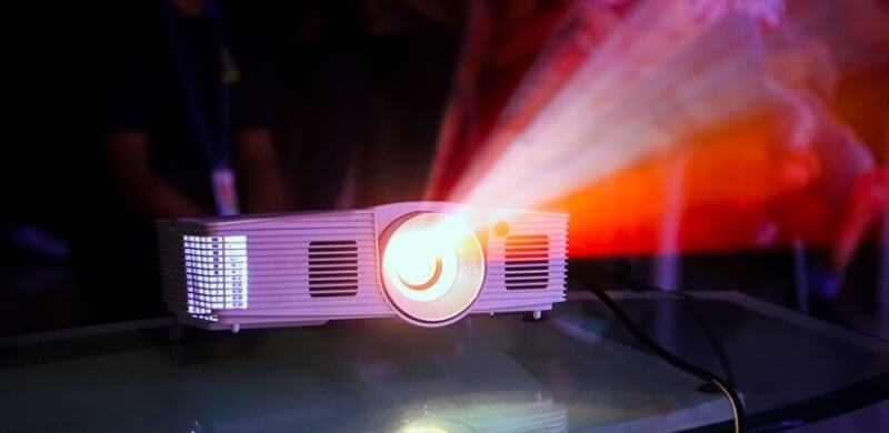 Nguyên nhân máy chiếu bị nóng